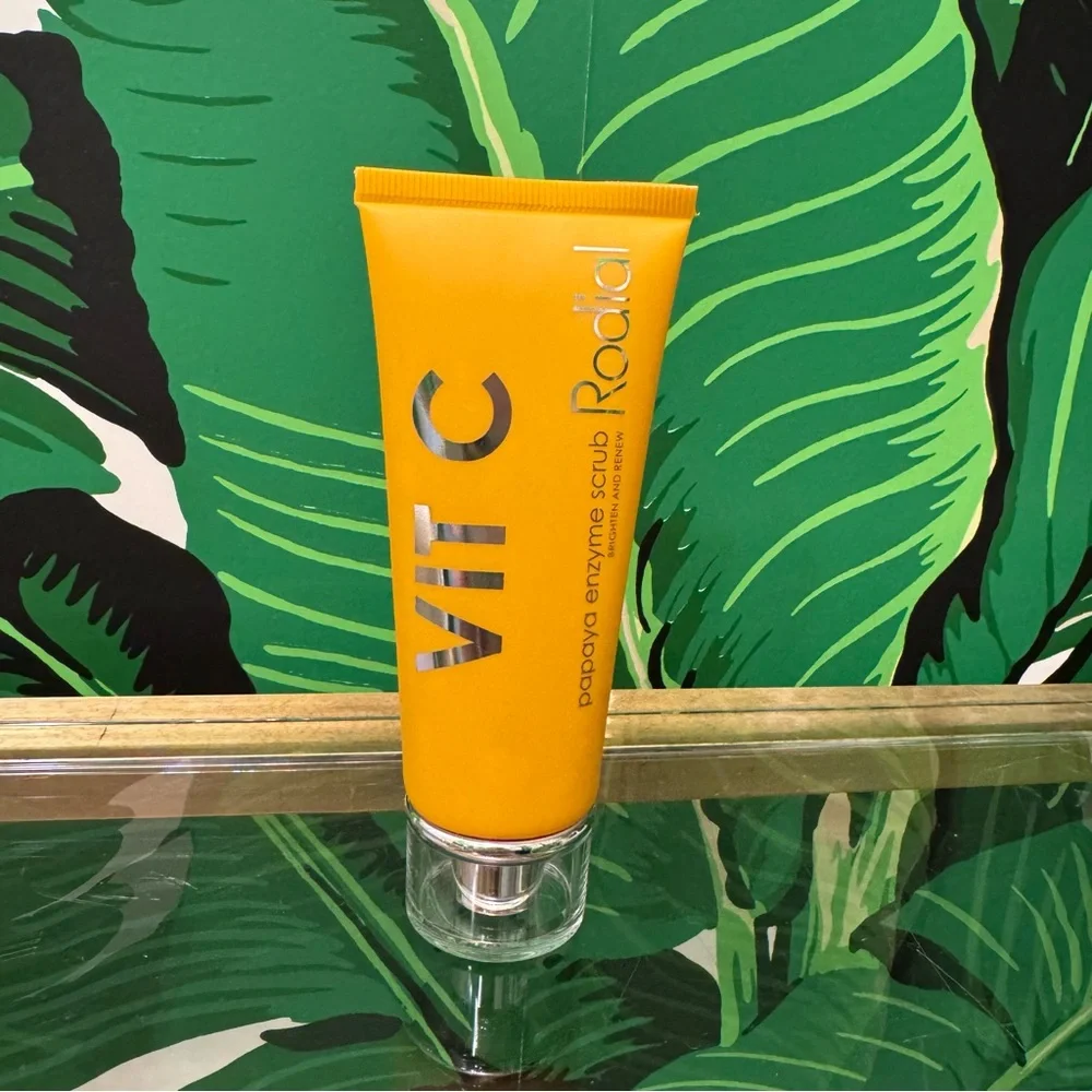 NWT Rodial Vit C Papaya Enzyme Scrub Full Size